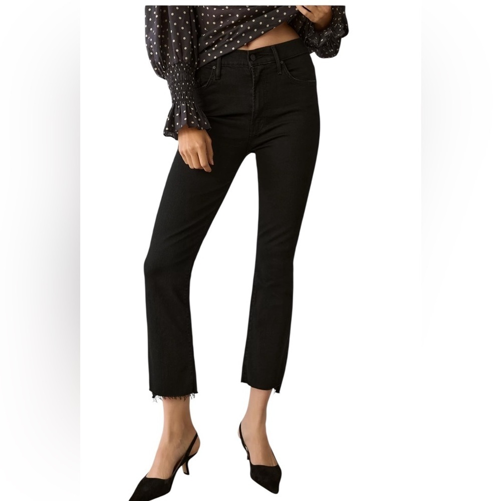 MOTHER The Insider Mid-Rise Crop Step Fray Jeans - Picture 6 of 9
